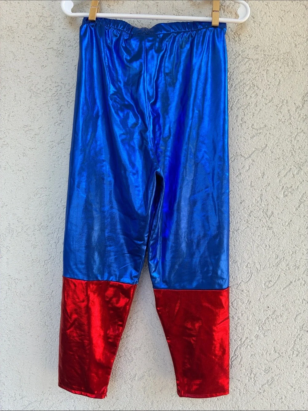 Captain Marvel girl’s costume by Rubies   Girl’s size small